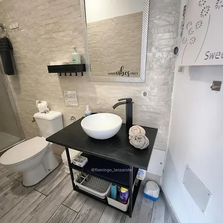 Flamingo, Entrada Privada Y Bano Privado En By Flamingo House, No Fumadores Apartamento