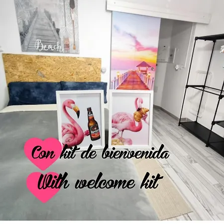 Flamingo, Entrada Privada Y Bano Privado En By Flamingo House, No Fumadores Lägenhet *